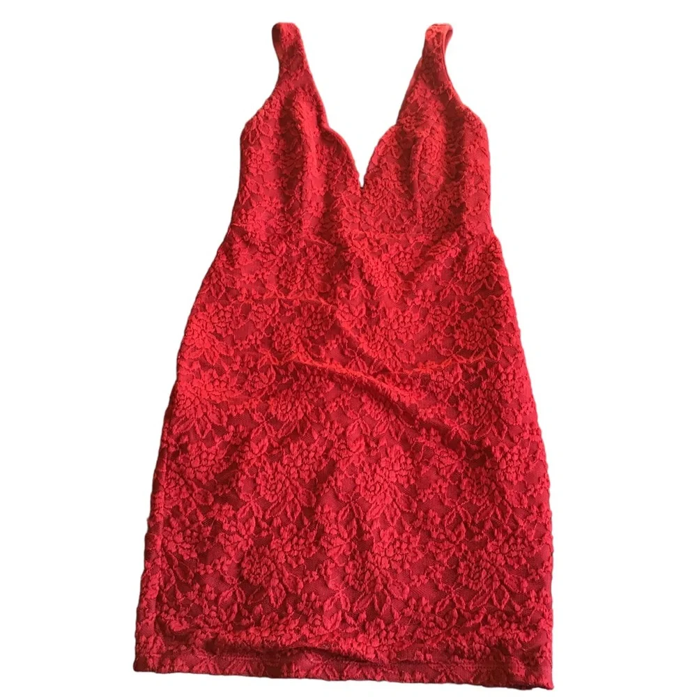 Lulu’s Red Lace Dress Size Medium